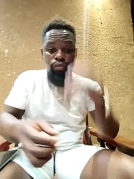 Snapshot of Chocolate_factory_man chatting on December 2025 01:21:02 AM Chocolate factory man online show from December 2025 01:21:02 AM