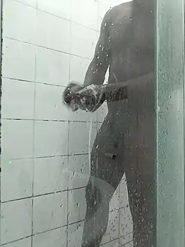 Snapshot of Chocolate_factory_man chatting on November 2025 06:19:02 PM Chocolate factory man online show from November 2025 06:19:02 PM