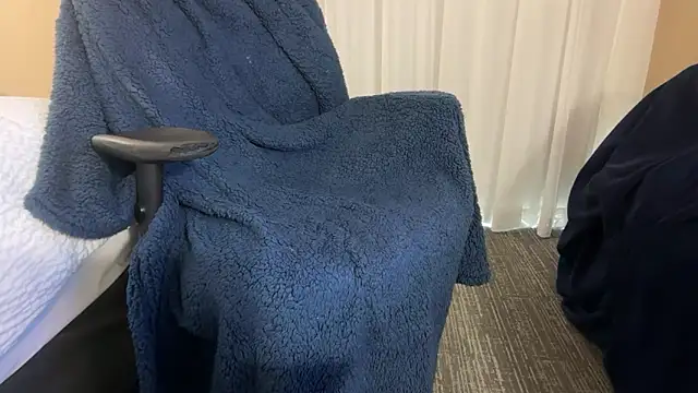 tevinhawkin online show from April 2026 06:25:02 PM