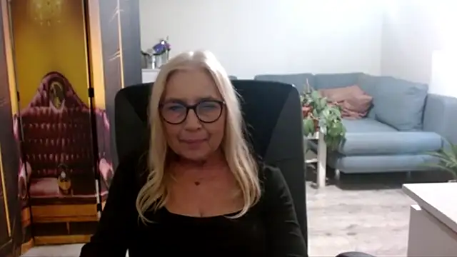 Snapshot of sofia_xkiss chatting on November 2025 03:05:01 PM sofia xkiss online show from November 2025 03:05:01 PM