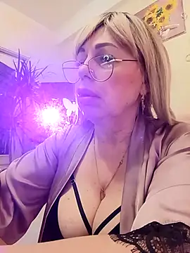 SusieNoreen online show from March 2025 04:24:02 AM