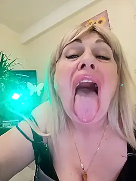 SusieNoreen online show from March 2025 03:47:01 AM
