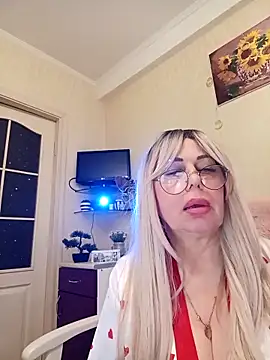 SusieNoreen online show from October 2025 01:51:01 AM