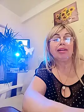 SusieNoreen online show from March 2025 08:29:01 AM