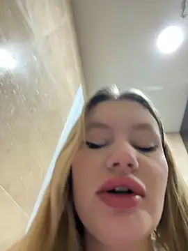 justmila online show from November 2025 10:42:01 AM