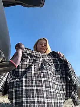 justmila online show from March 2026 12:41:02 PM