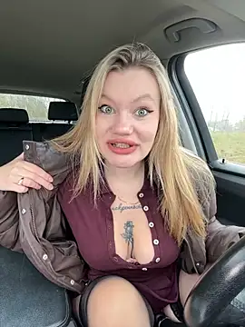 justmila online show from November 2025 12:19:02 PM