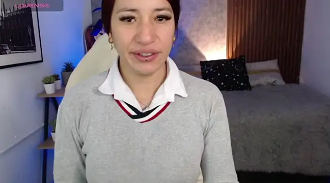 Snapshot of SofiaGomez420 chatting on February 2025 01:54:02 PM SofiaGomez420 online show from February 2025 01:54:02 PM