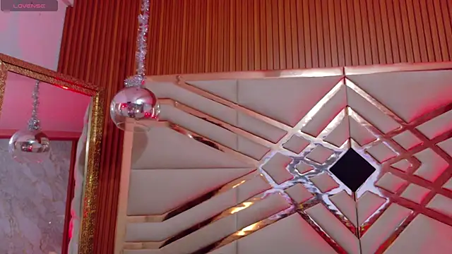 Sluttyandmature online show from March 2026 12:48:01 PM