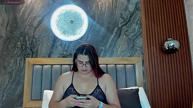 BellaPeers  online show from October 2025 12:04:01 PM