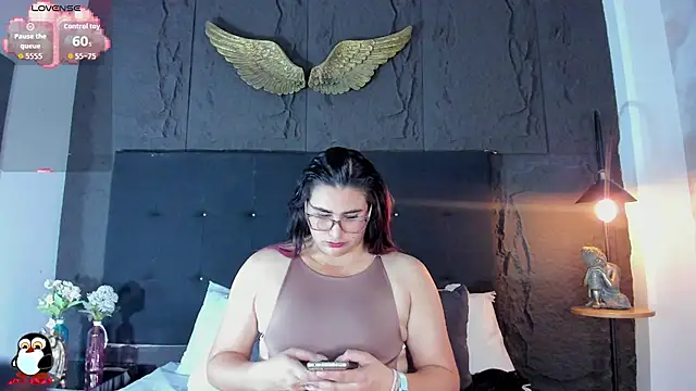 BellaPeers  online show from March 2026 12:17:01 PM