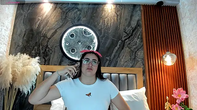 BellaPeers  online show from April 2026 10:52:01 AM