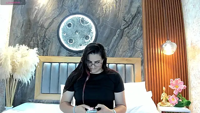 BellaPeers  online show from April 2026 10:35:02 AM