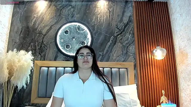 BellaPeers  online show from May 2026 10:43:02 AM