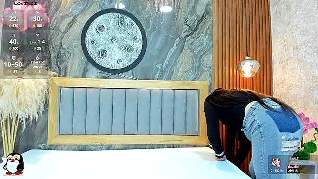 BellaPeers  online show from April 2026 11:28:01 AM