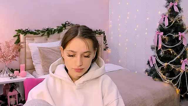 queenofjoyy online show from December 2024 05:58:01 AM