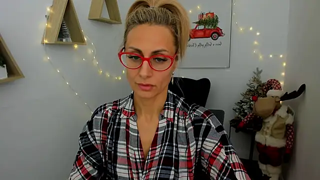 MuseOfStage online show from December 2025 10:43:02 AM