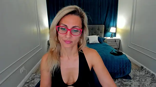 MuseOfStage online show from November 2025 11:54:02 AM