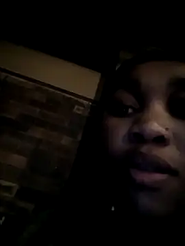 Snapshot of Shria107 chatting on November 2025 09:04:01 PM Shria107 online show from November 2025 09:04:01 PM