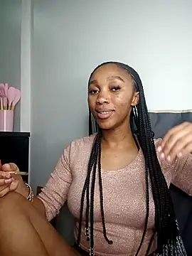 Shria107 online show from April 2026 06:43:01 PM