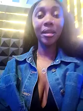 Snapshot of Shria107 chatting on October 2025 09:48:01 PM Shria107 online show from October 2025 09:48:01 PM