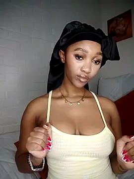 Shria107 online show from January 2026 08:13:02 PM