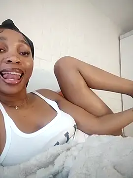 Shria107 online show from March 2026 10:43:02 AM