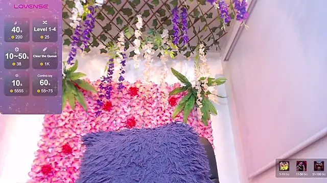 BLONDE SEXYHOT online show from February 2026 10:33:01 AM