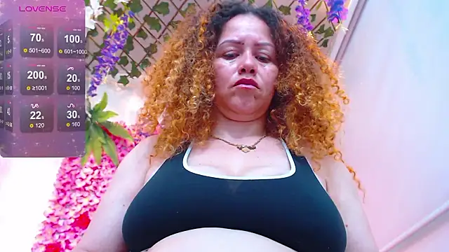 BLONDE SEXYHOT online show from March 2026 02:02:01 PM