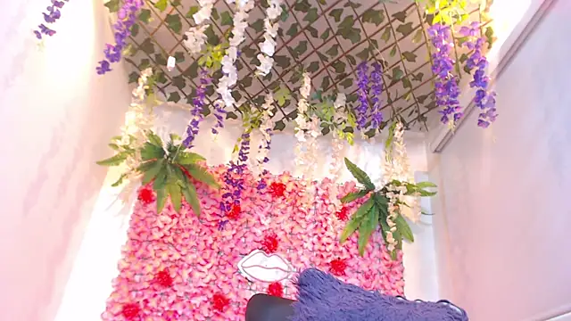 BLONDE SEXYHOT online show from March 2026 04:19:02 PM