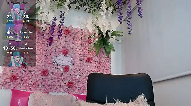 Snapshot of BLONDE_SEXYHOT chatting on March 2025 05:11:01 AM BLONDE SEXYHOT online show from March 2025 05:11:01 AM
