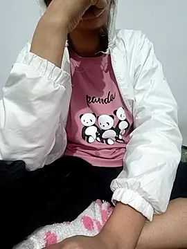Snapshot of catreena chatting on December 2025 08:04:02 PM catreena online show from December 2025 08:04:02 PM