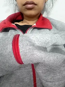 Snapshot of catreena chatting on February 2026 09:45:02 PM catreena online show from February 2026 09:45:02 PM