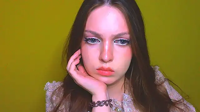 miss merciless  online show from April 2026 06:21:01 PM