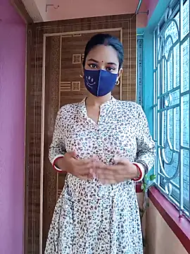 Snapshot of wild_bong_queen chatting on September 2025 09:57:01 AM wild bong queen online show from September 2025 09:57:01 AM