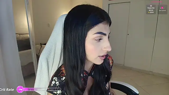 April Scarlett online show from April 2026 12:25:02 AM