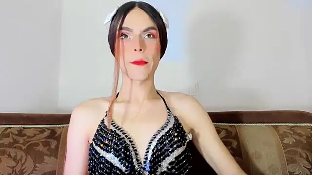 Snapshot of TatiGil chatting on October 2025 12:00:02 AM TatiGil online show from October 2025 12:00:02 AM