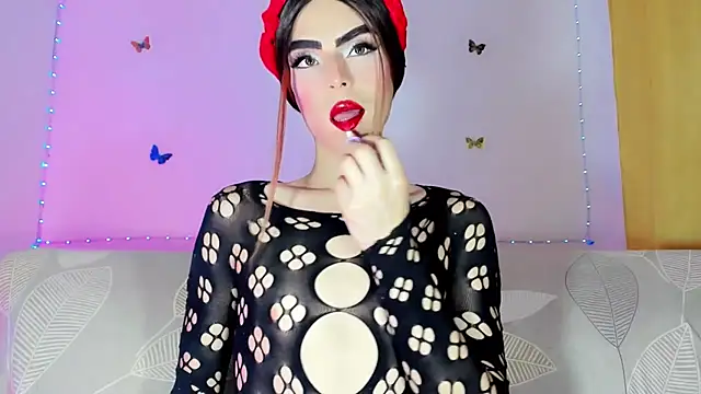 TatiGil online show from June 2026 08:30:01 PM