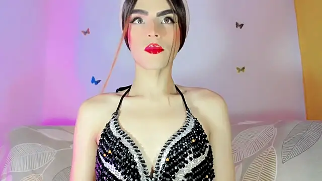 TatiGil online show from April 2026 03:30:02 PM