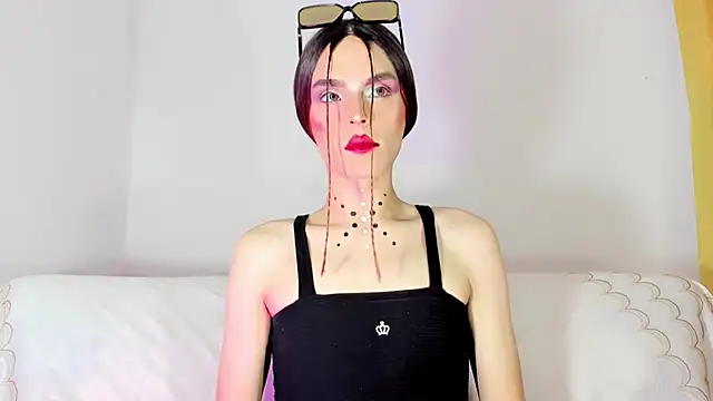 Snapshot of TatiGil chatting on October 2025 02:12:02 AM TatiGil online show from October 2025 02:12:02 AM