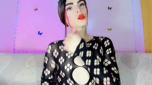 TatiGil online show from July 2026 06:58:01 PM