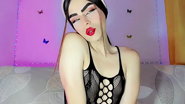 TatiGil online show from June 2026 07:14:01 PM