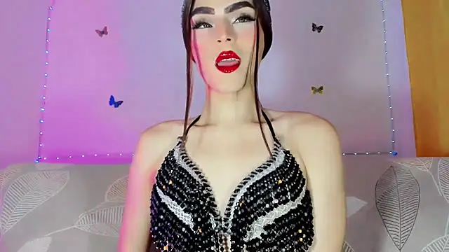 TatiGil online show from June 2026 07:19:01 PM