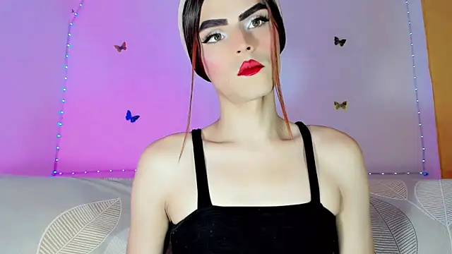 TatiGil online show from June 2026 08:25:02 PM