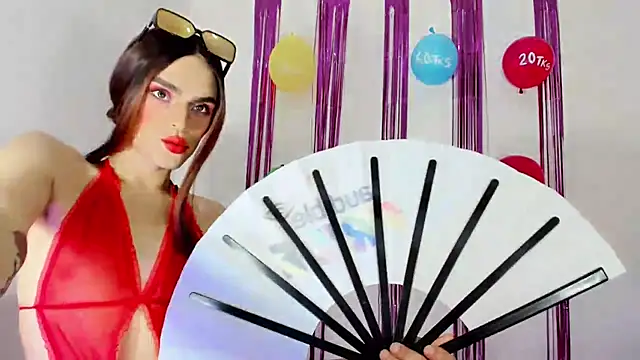 Snapshot of TatiGil chatting on September 2025 08:37:01 PM TatiGil online show from September 2025 08:37:01 PM