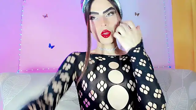 TatiGil online show from June 2026 08:24:02 PM