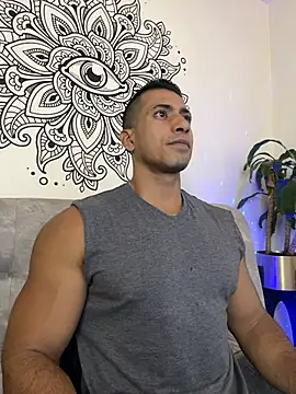 Snapshot of aaroncolombia chatting on November 2025 10:52:01 AM aaroncolombia online show from November 2025 10:52:01 AM