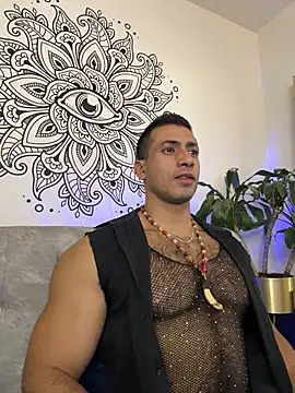 Snapshot of aaroncolombia chatting on October 2025 11:11:01 PM aaroncolombia online show from October 2025 11:11:01 PM