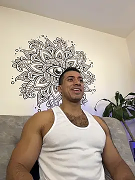 Snapshot of aaroncolombia chatting on November 2025 11:37:01 AM aaroncolombia online show from November 2025 11:37:01 AM