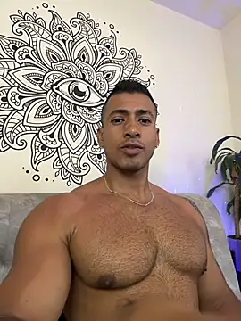 Snapshot of aaroncolombia chatting on November 2025 01:17:01 PM aaroncolombia online show from November 2025 01:17:01 PM